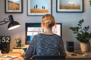 Eye-Friendly Home Office Setup: Ergonomics, Lighting & Breaks featured image
